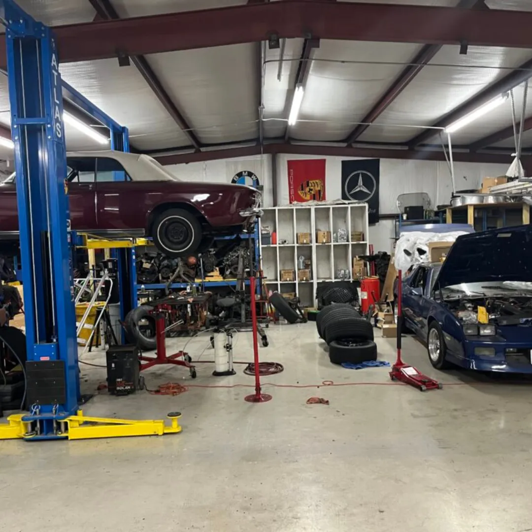 Service Center Vinyl Flooring in Pakistan