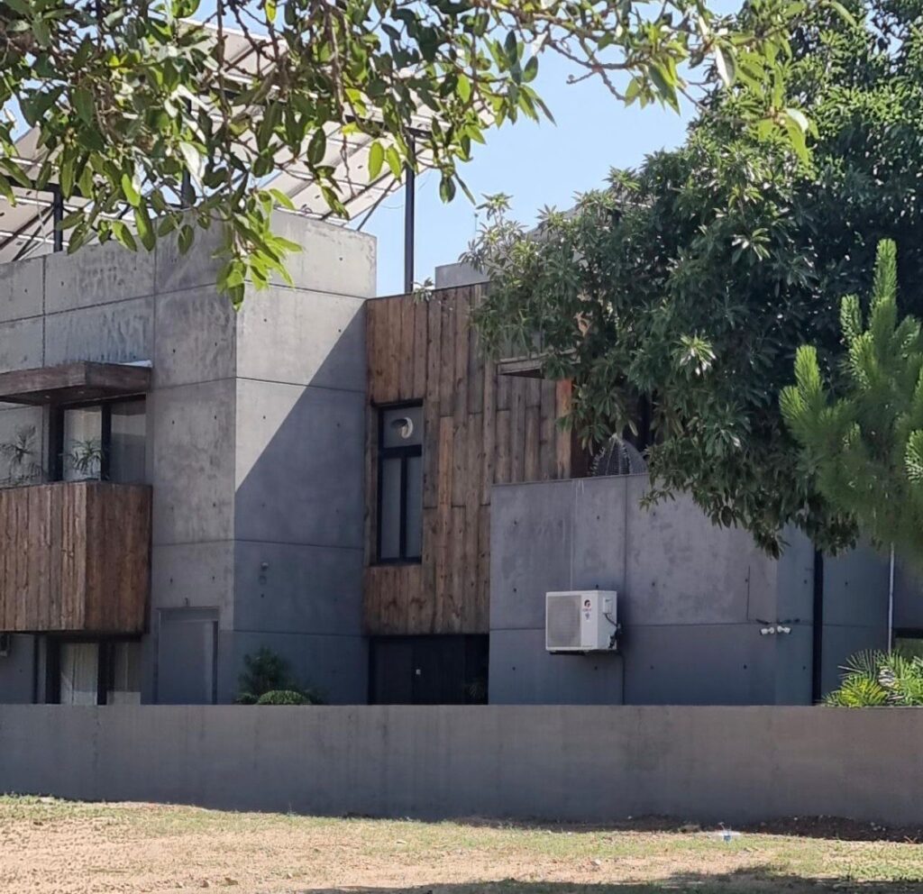 nova italian exterior