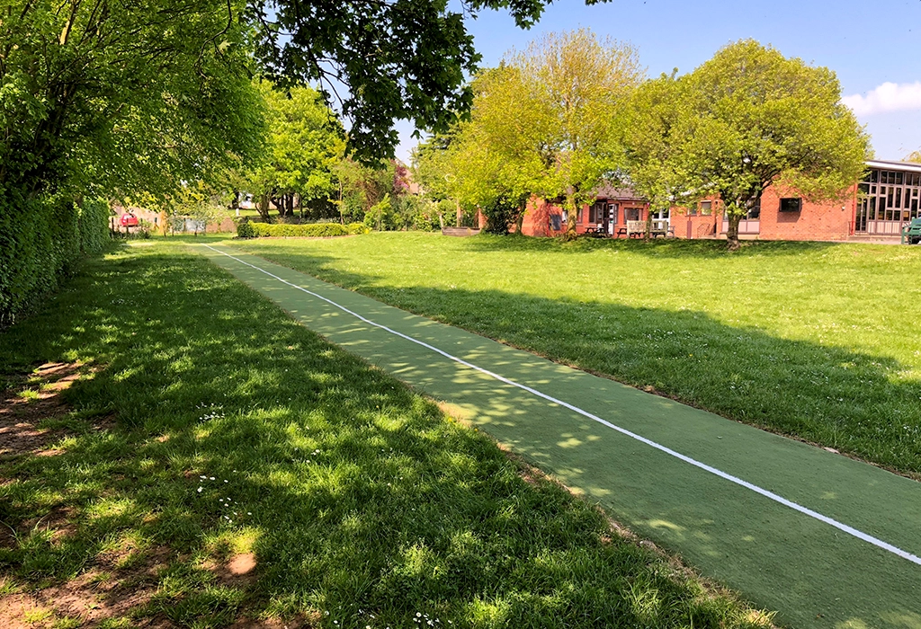jogging tracks installation for parks