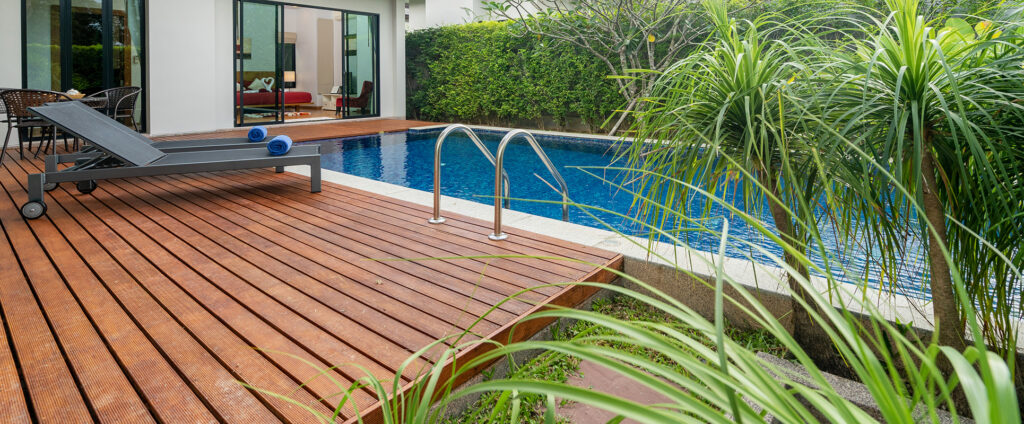Exterior Wood Coating For Swimming Pool