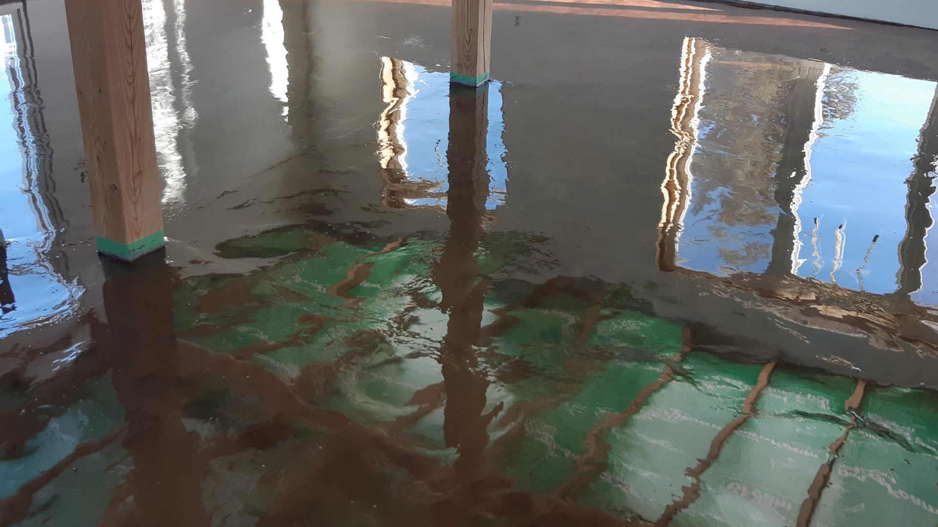 epoxy flooring peeling