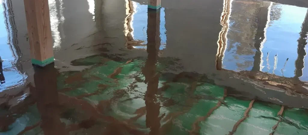 Epoxy Floor Peeling? Common Causes and How to Fix them?